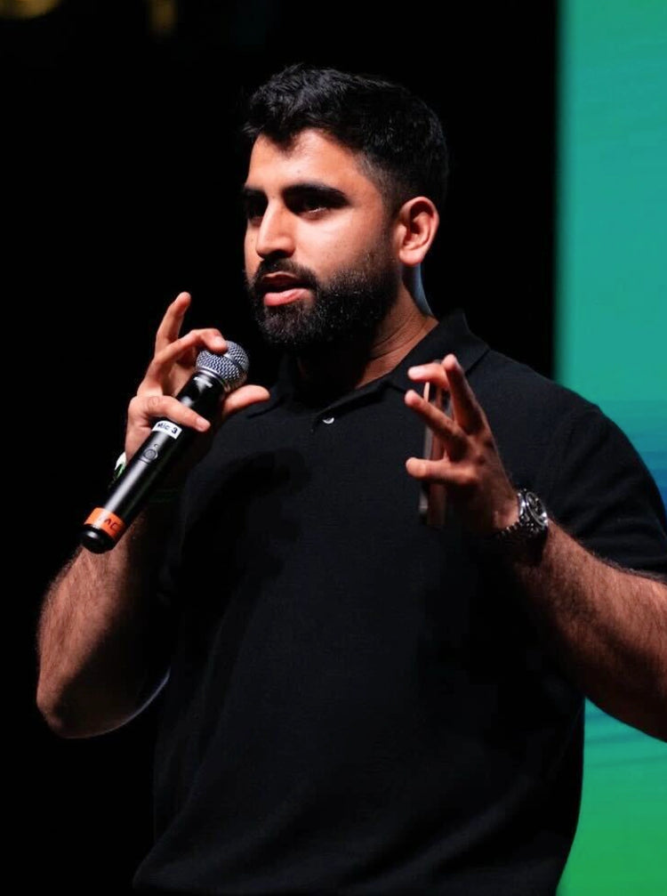Nik Sharma